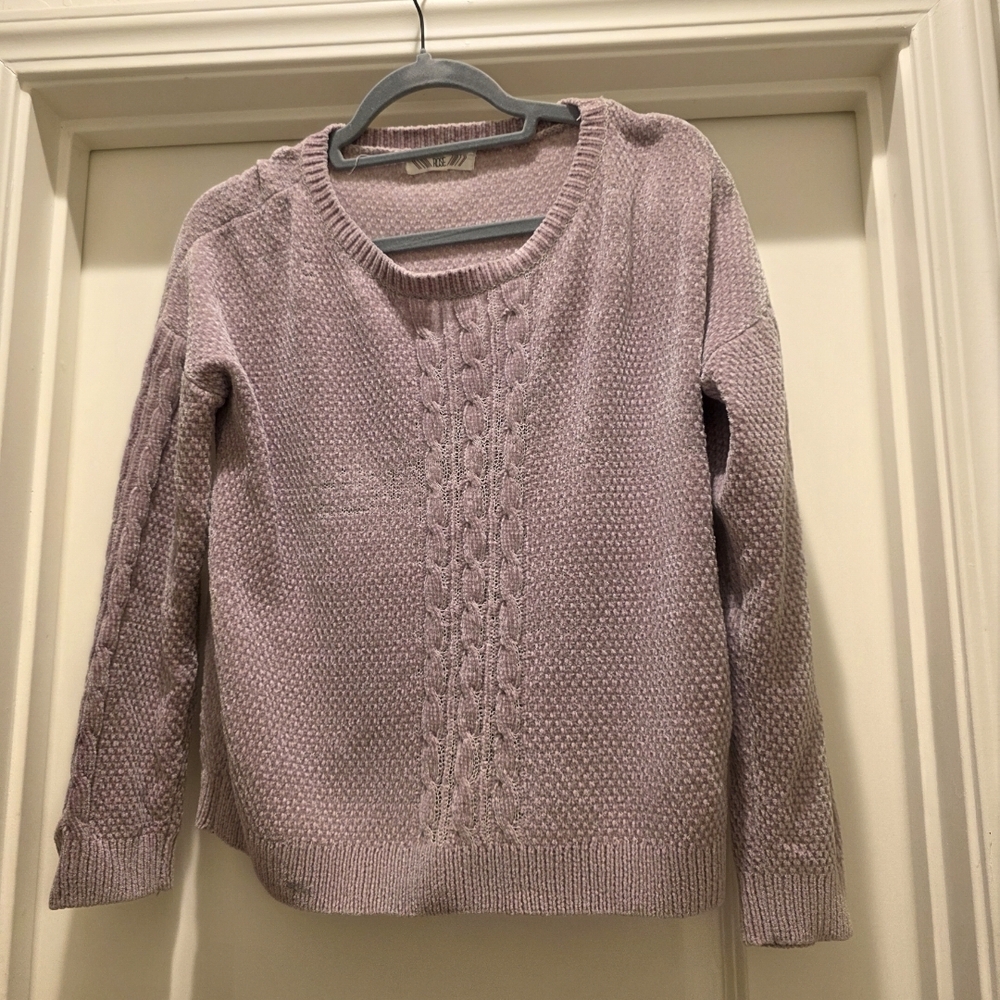 Elegant Lilac Cable Knit Sweater